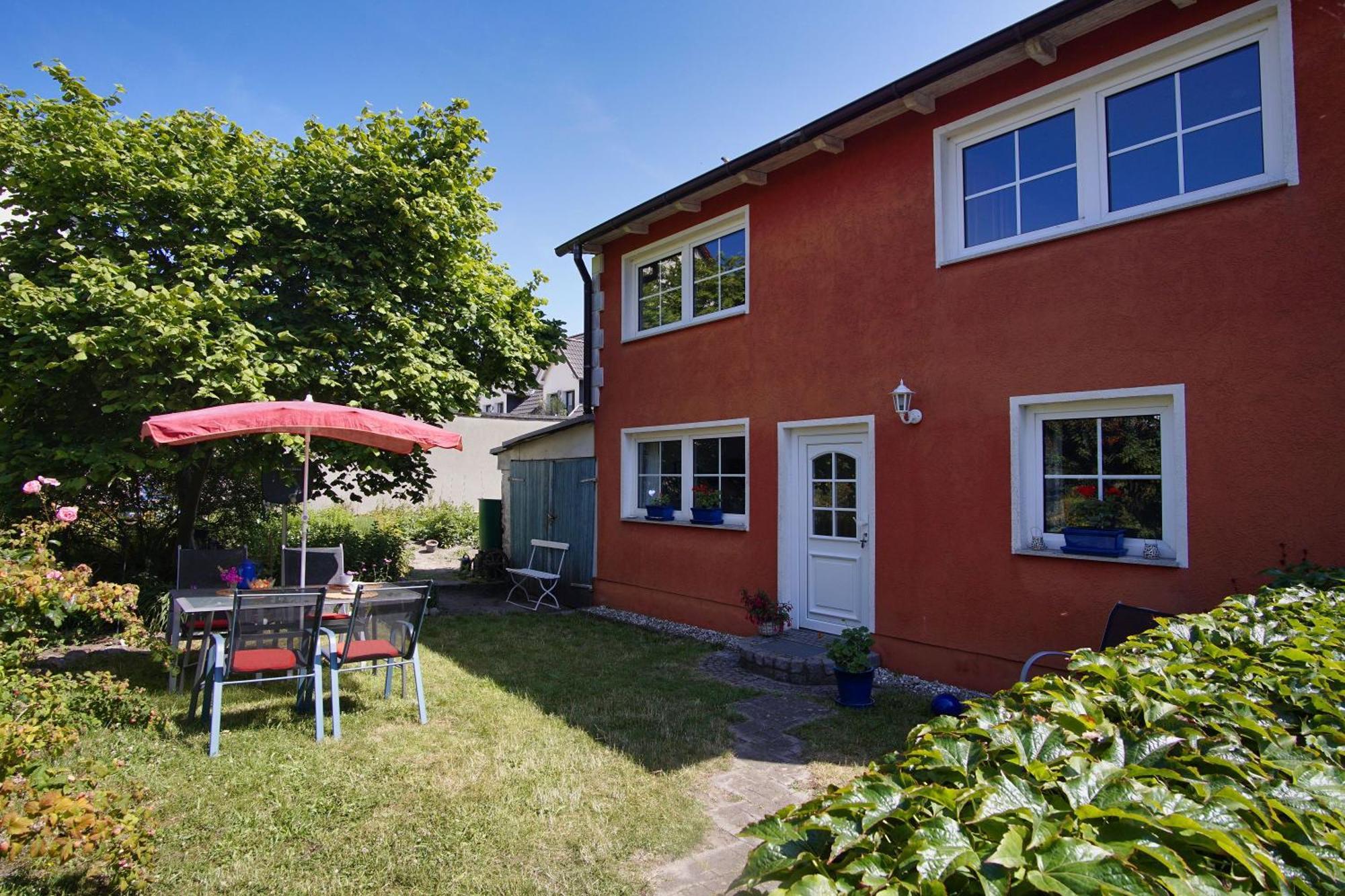 Zentral Aber Ruhig, Terrasse Mit Viel Gruen - Strandnahes Ferienhaus Luki 奥斯特巴德·哥伦 外观 照片